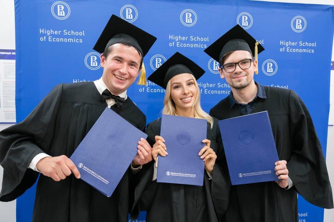 Выпускники аспирантуры НИУ ВШЭ получили дипломы об окончании обучения